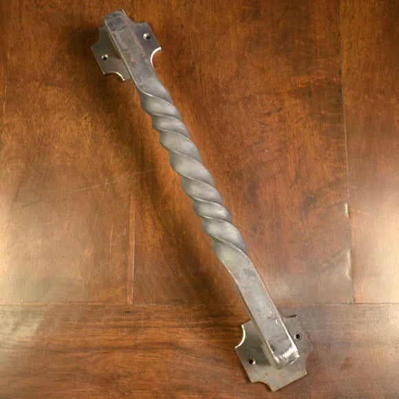 Large Lasso Door Handle